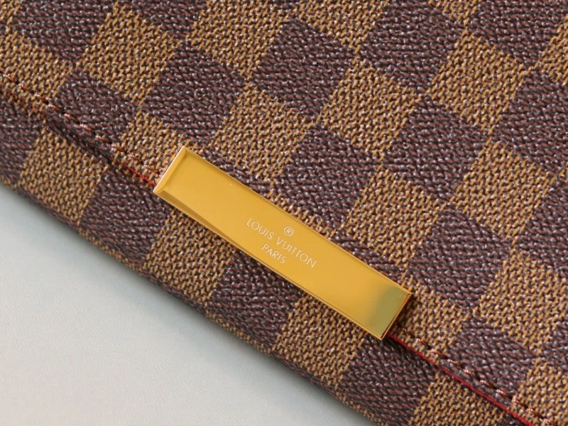LV Clutch Bags 4233H-1548