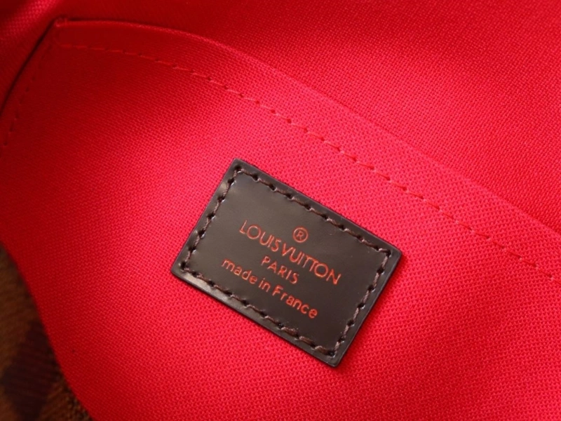 LV Clutch Bags 4233H-1548