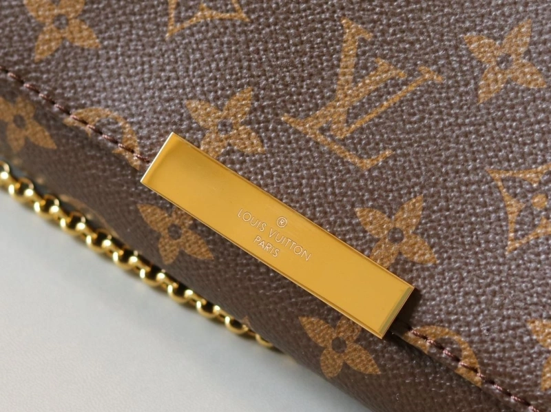 LV Clutch Bags 4233H-1551