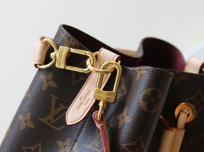 LV Bucket Bags 4233H-1559