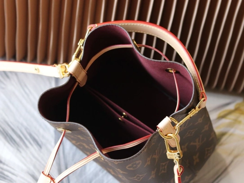 LV Bucket Bags 4233H-1559