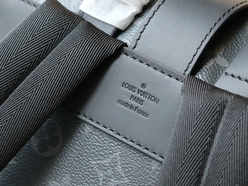 LV Backpacks 4233H-1585