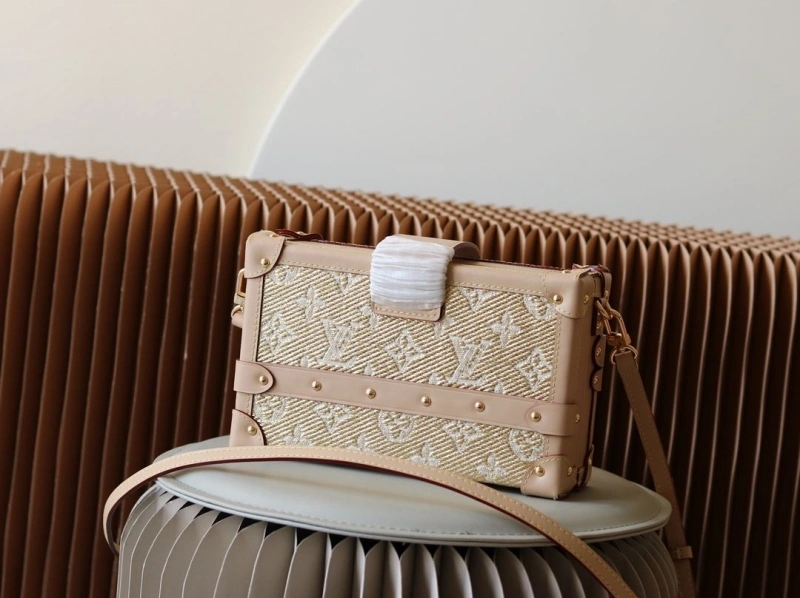 LV Box Bags 4233H-1599
