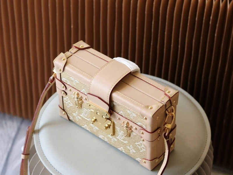 LV Box Bags 4233H-1599