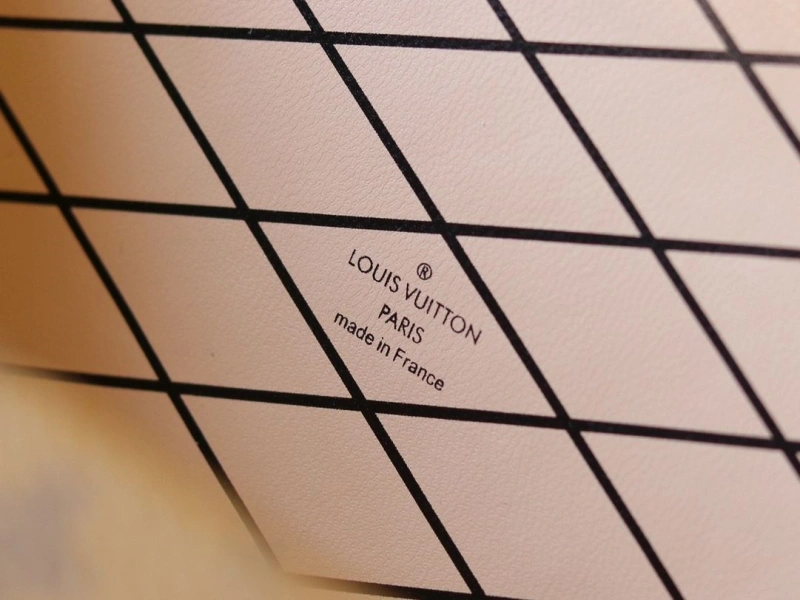 LV Box Bags 4233H-1600