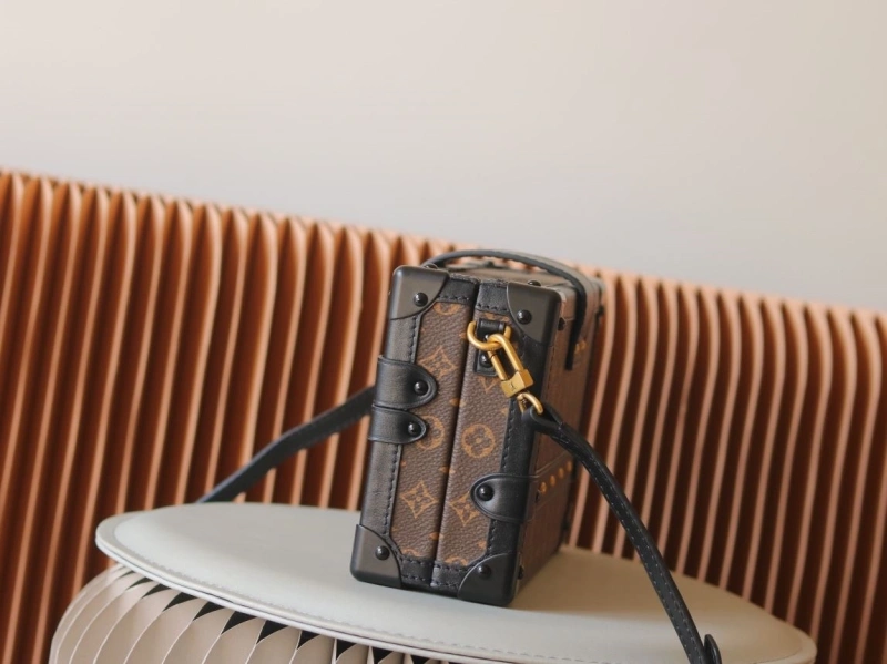 LV Box Bags 4233H-1601