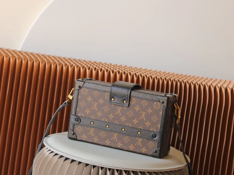LV Box Bags 4233H-1601
