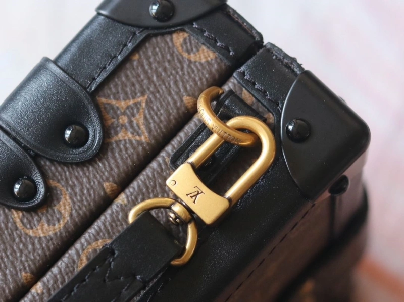 LV Box Bags 4233H-1601