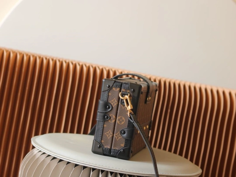 LV Box Bags 4233H-1602