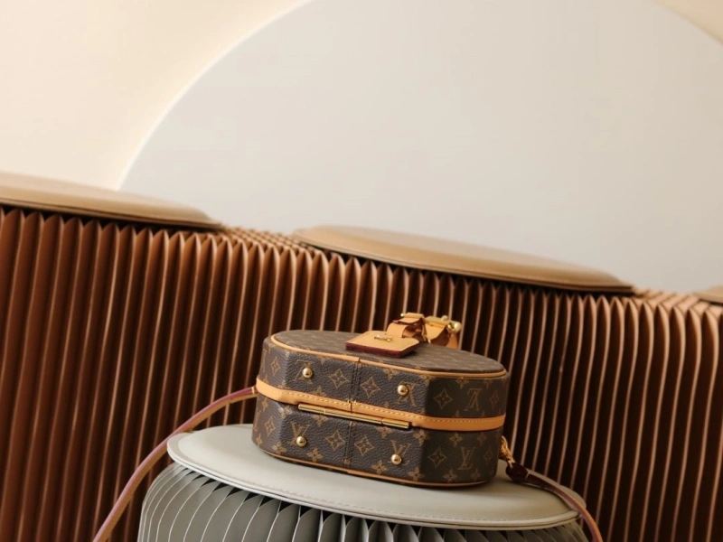 LV Round Bags 4233H-1603