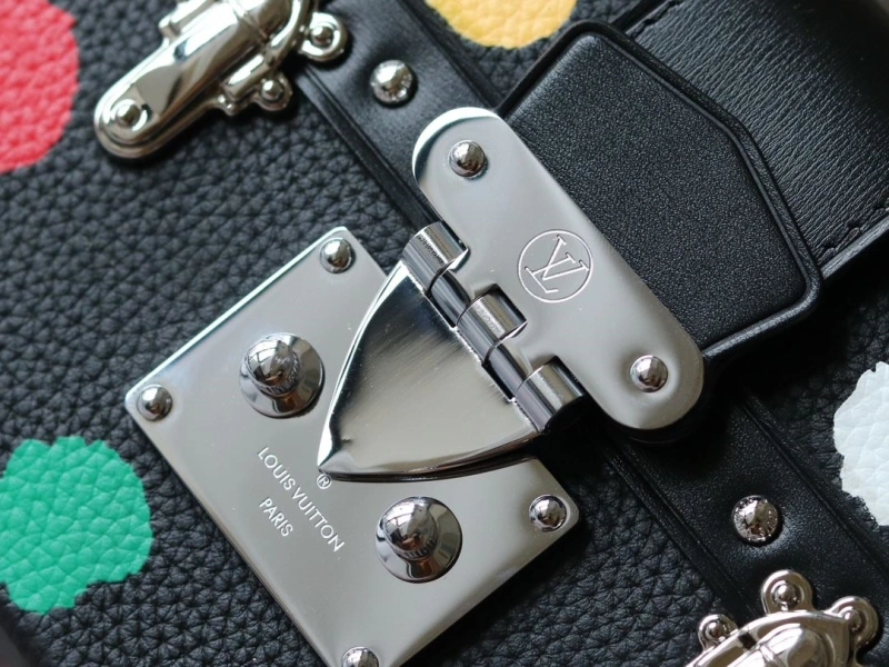 LV Box Bags 4233H-1651