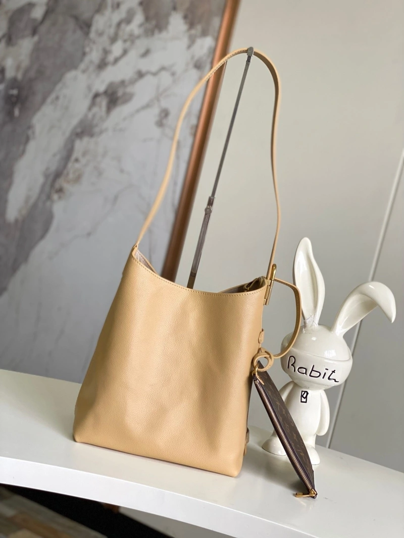 LV Bucket Bags 4233H-1661