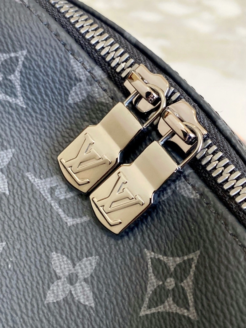 LV Backpacks 4233H-1681
