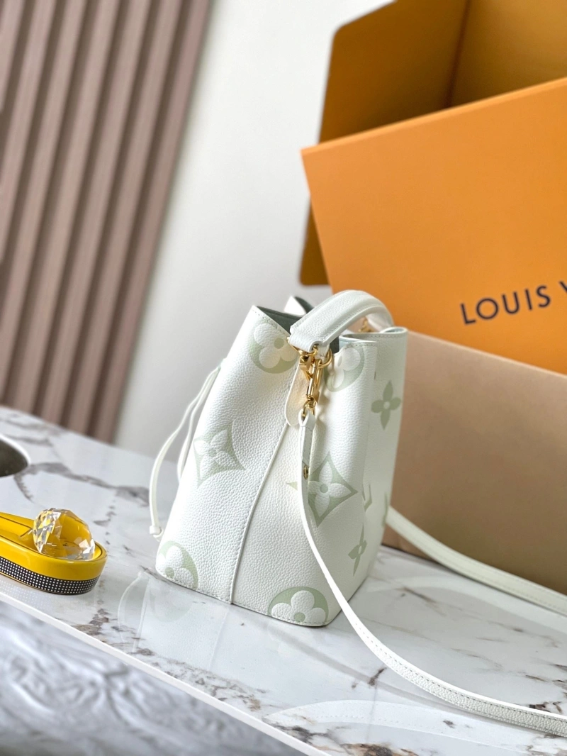 LV Bucket Bags 4233H-1694
