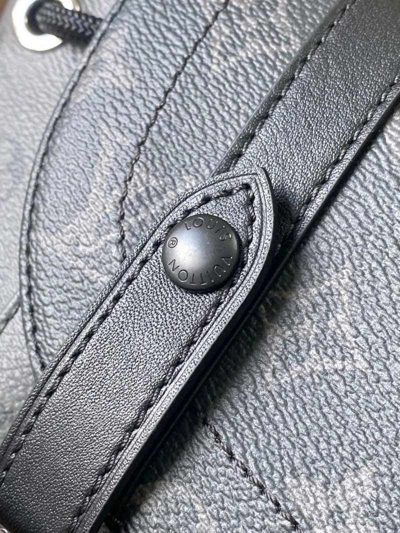 LV Backpacks 4233H-1716