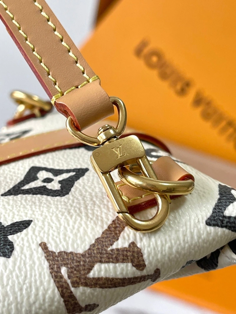 LV Bucket Bags 4233H-1723