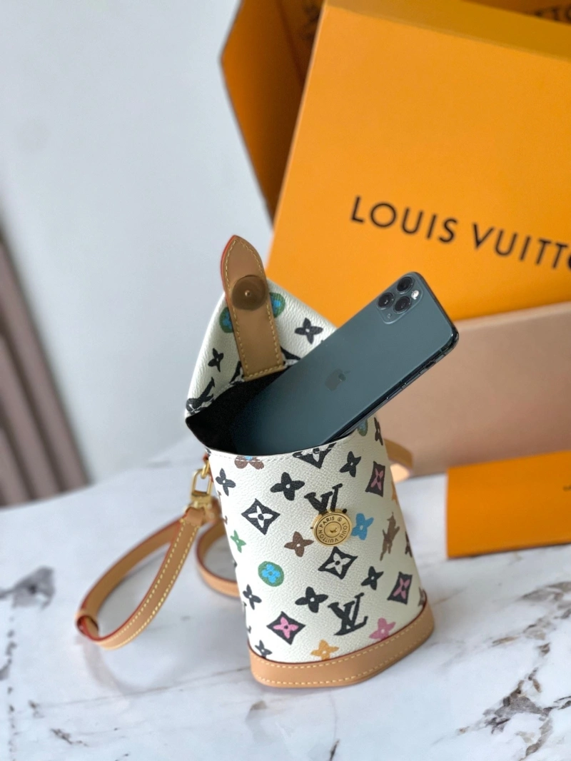LV Bucket Bags 4233H-1723
