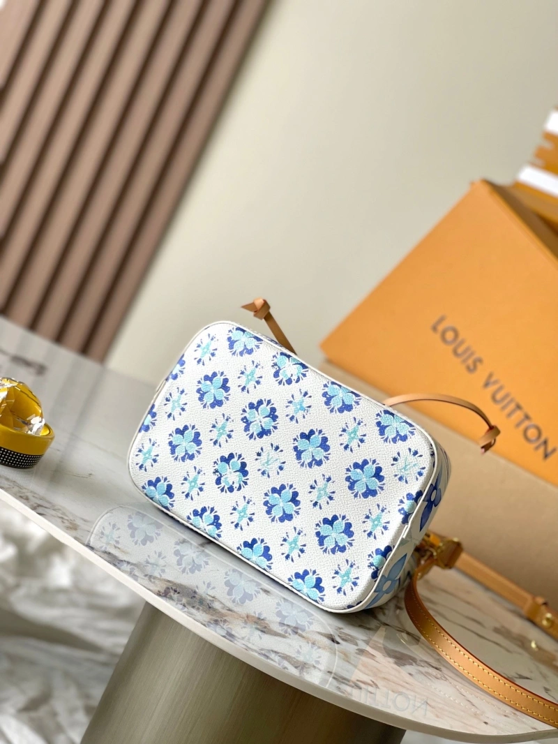 LV Bucket Bags 4233H-1784