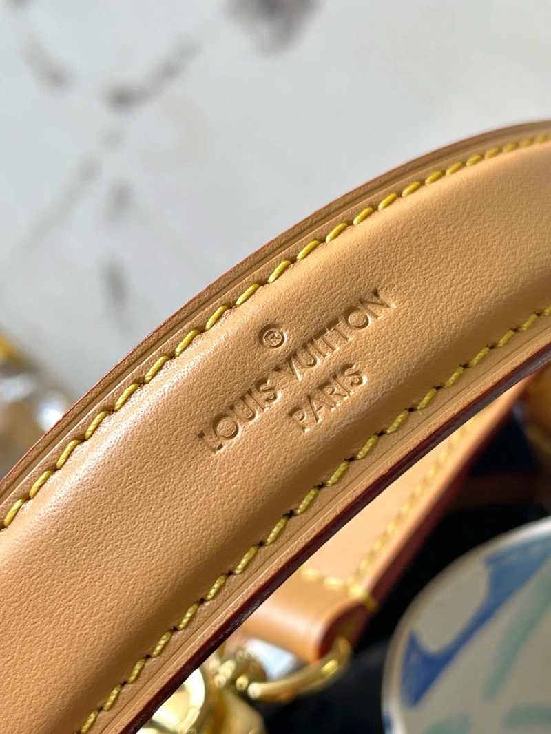 LV Bucket Bags 4233H-1784