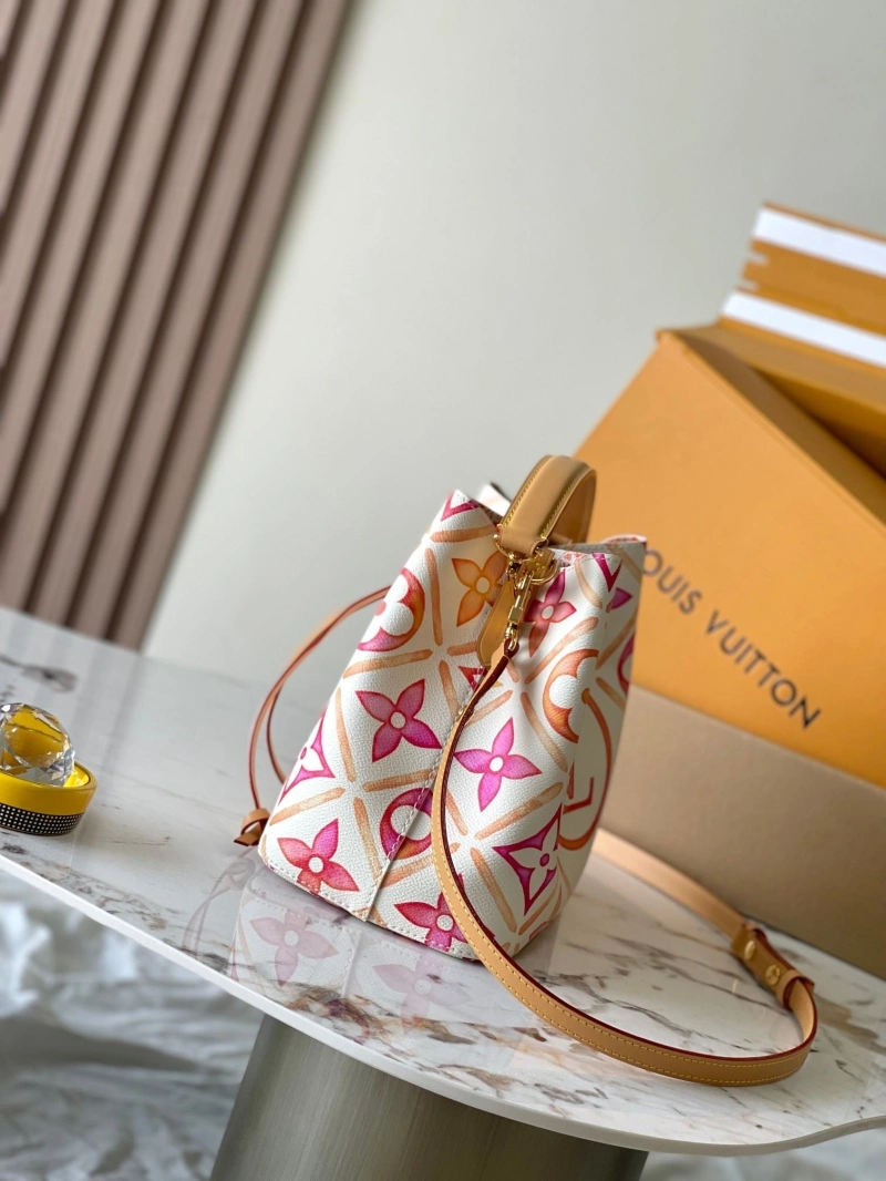 LV Bucket Bags 4233H-1785