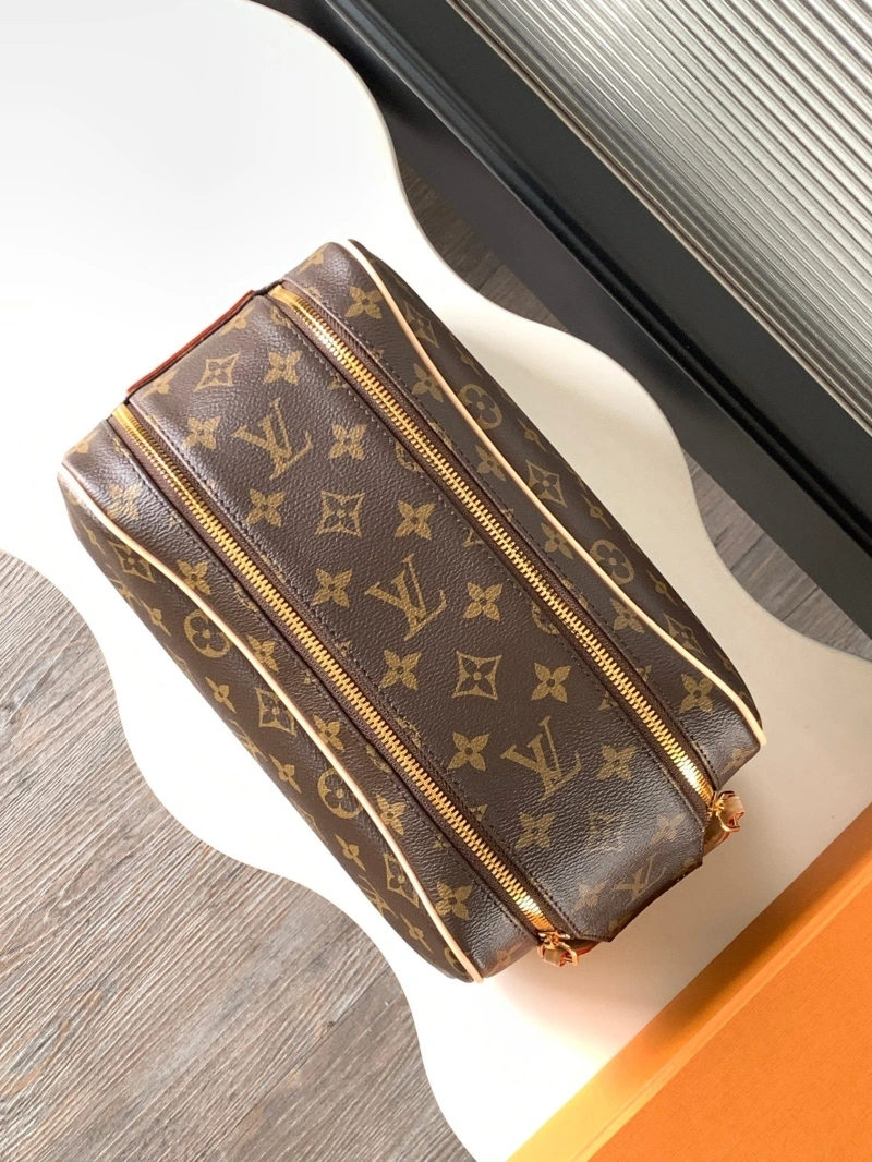 LV Cosmetic Bags 4233H-1799