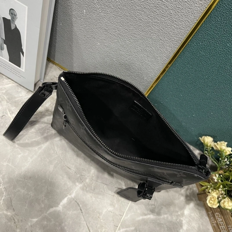 LV Clutch Bags 4233H-1810