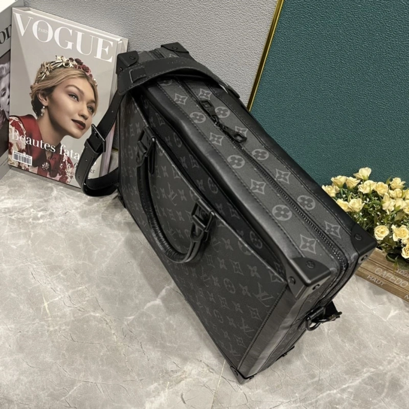 LV Mens Briefcases 4233H-1826