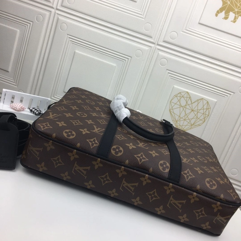 LV Mens Briefcases 4233H-1828