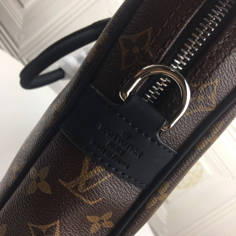 LV Mens Briefcases 4233H-1828