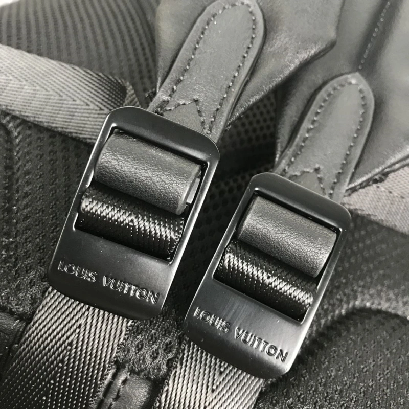 LV Backpacks 4233H-1834