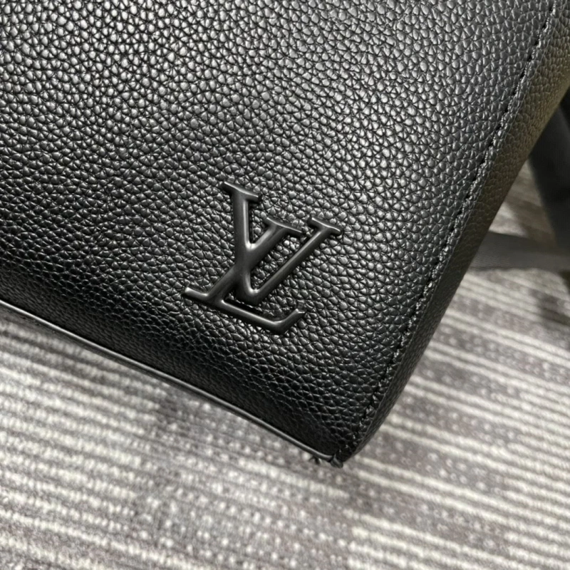 LV Backpacks 4233H-1839