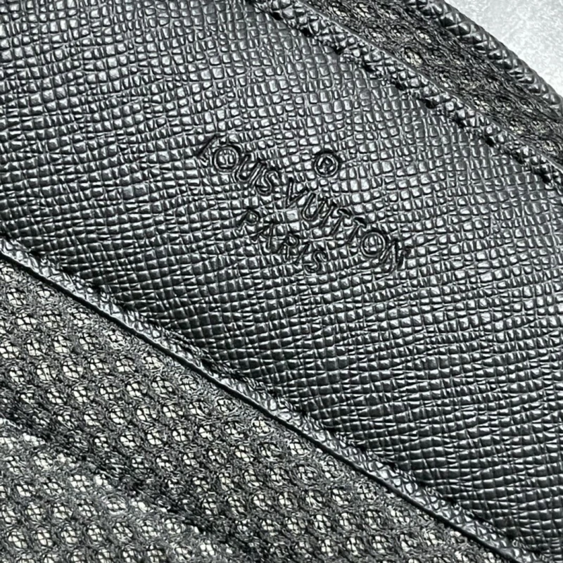 LV Backpacks 4233H-1846