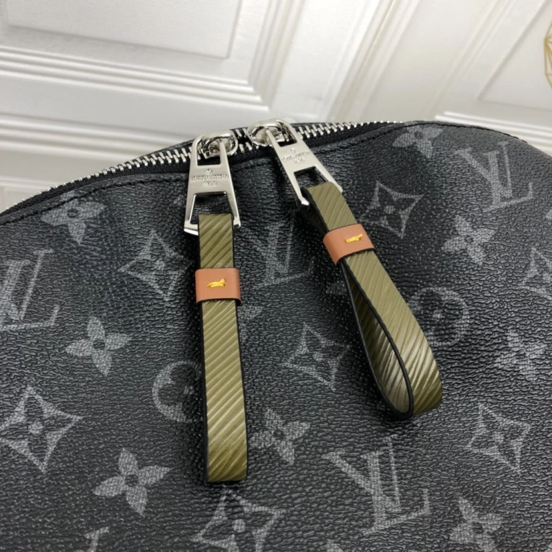 LV Backpacks 4233H-1853