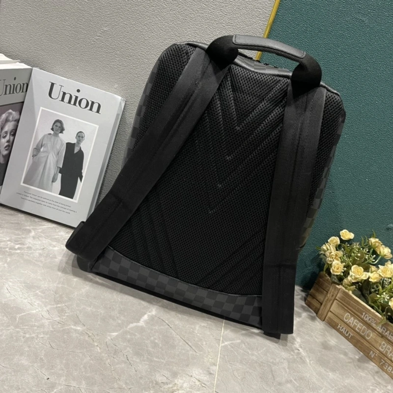 LV Backpacks 4233H-1888