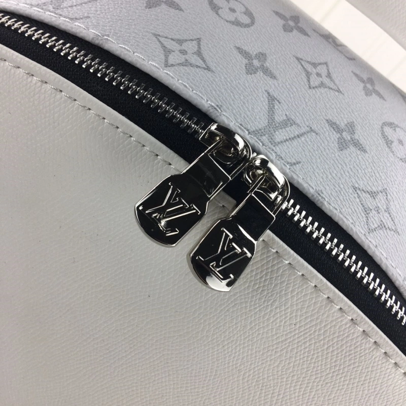LV Backpacks 4233H-1892