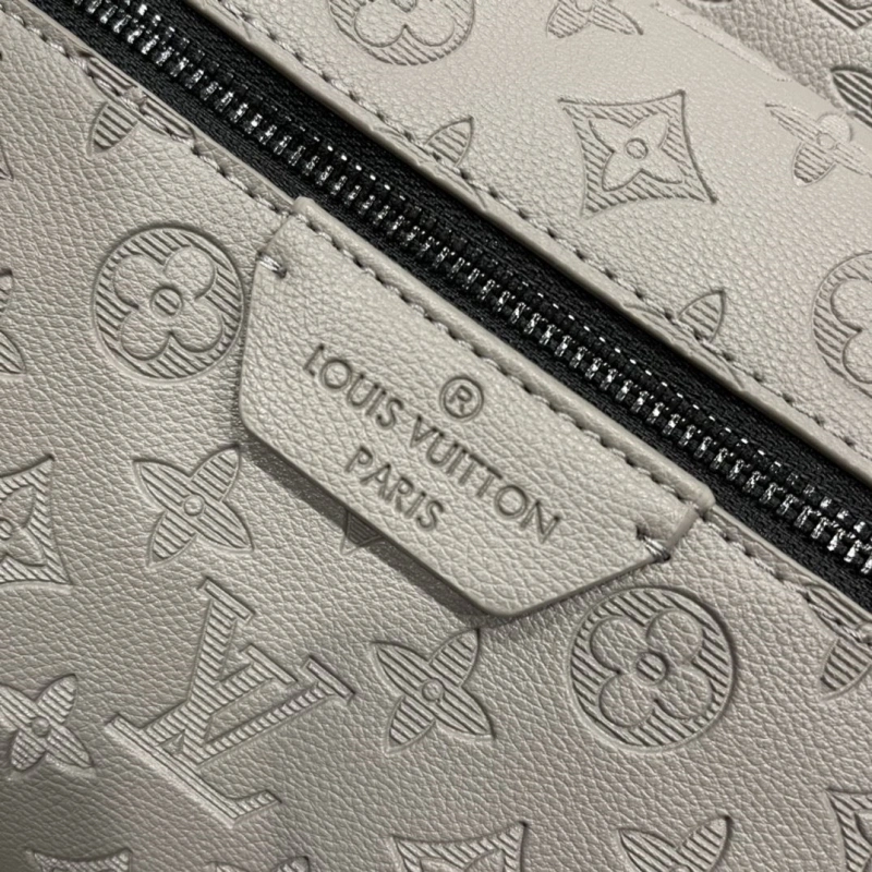 LV Backpacks 4233H-1898
