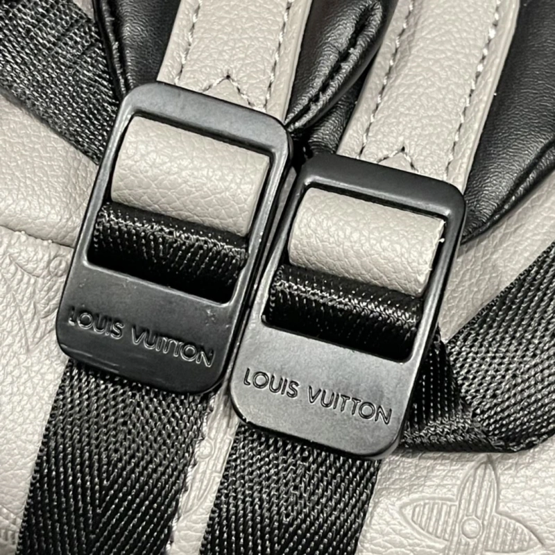 LV Backpacks 4233H-1898