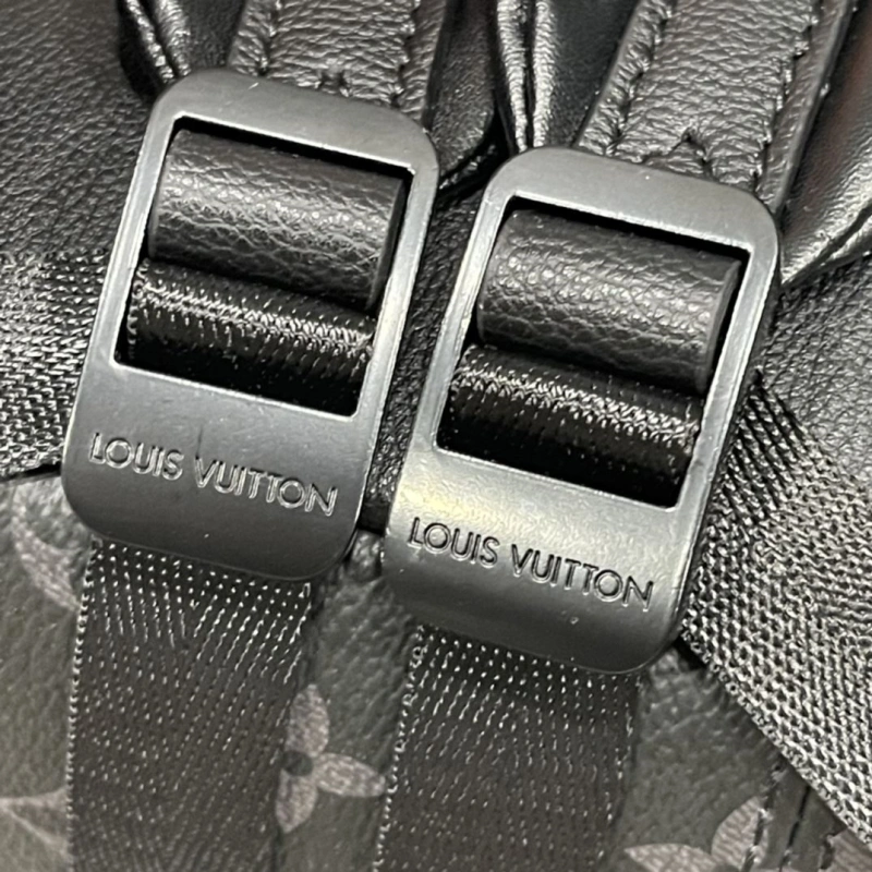 LV Backpacks 4233H-1900