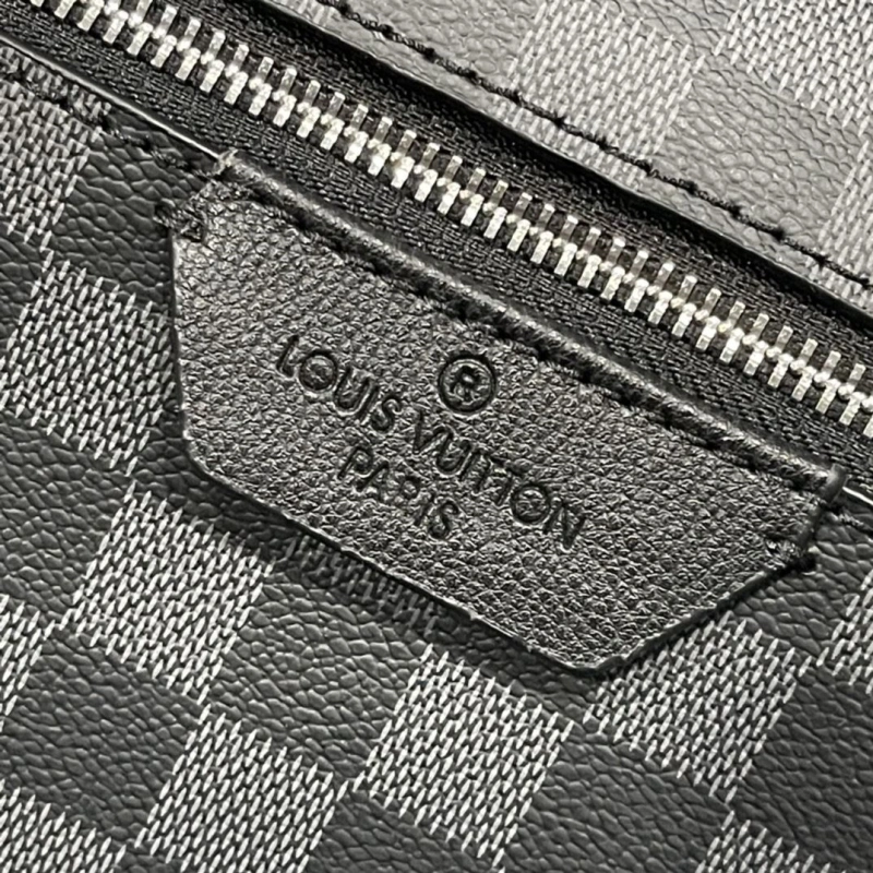LV Backpacks 4233H-1902