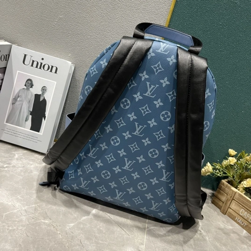 LV Backpacks 4233H-1904
