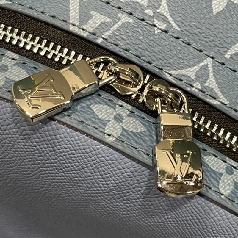 LV Backpacks 4233H-1904