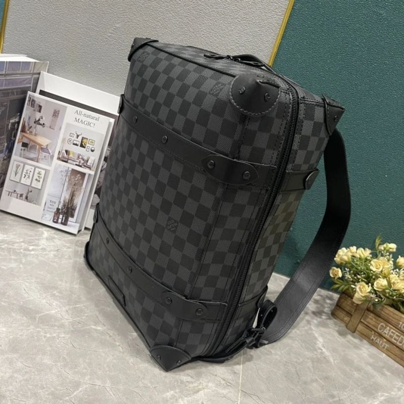 LV Backpacks 4233H-1927