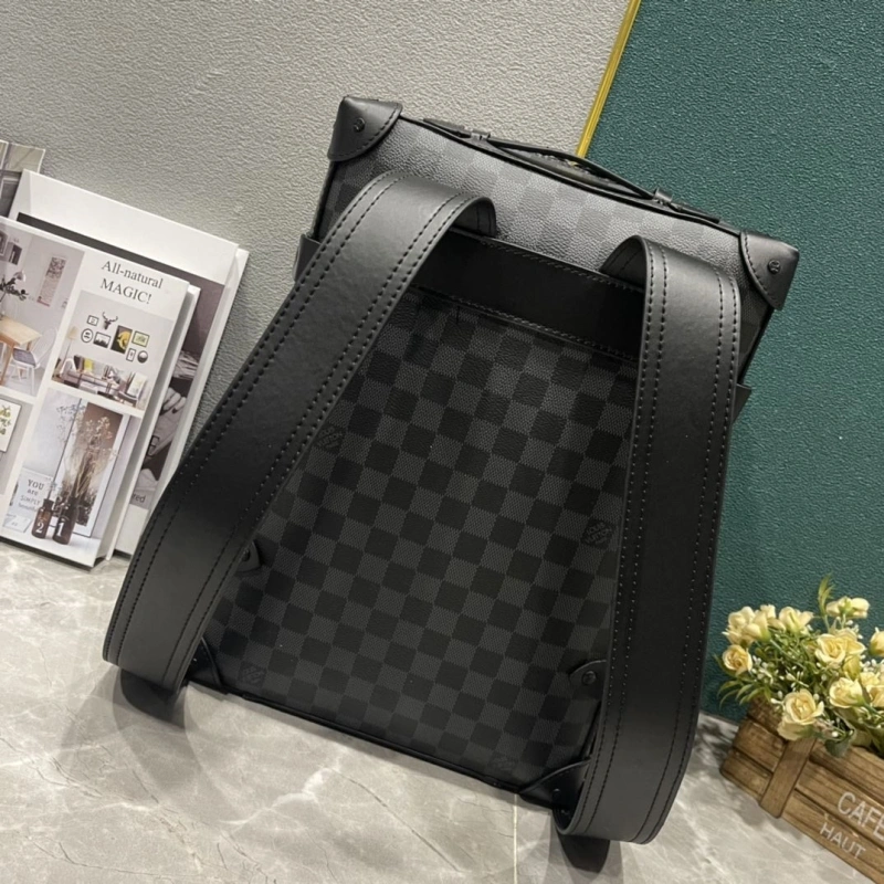 LV Backpacks 4233H-1927