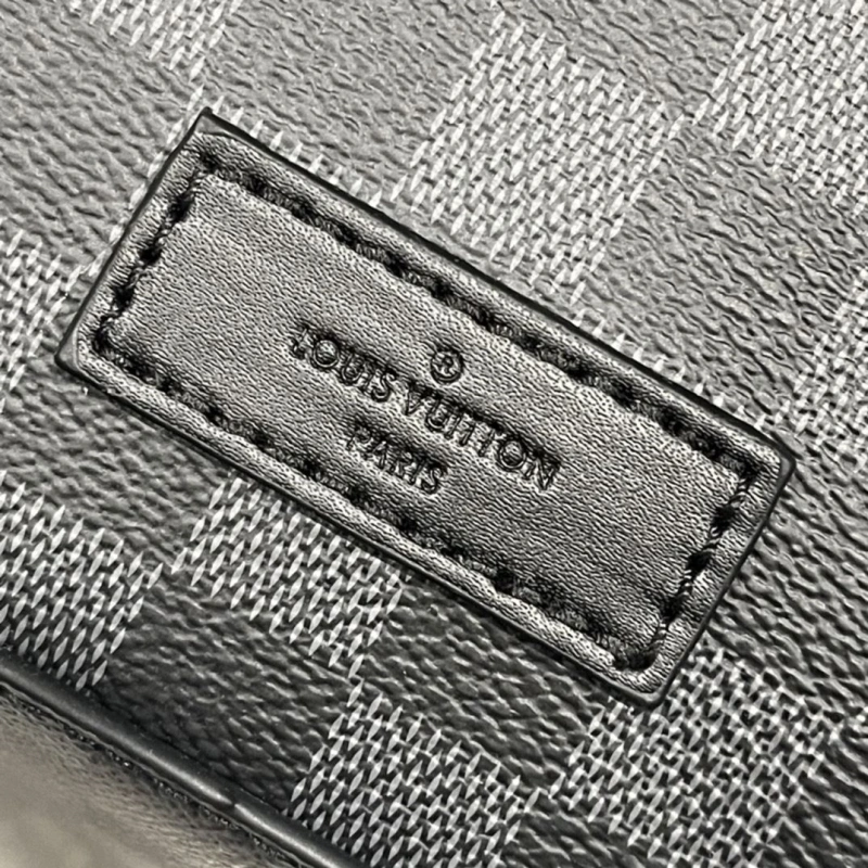 LV Backpacks 4233H-1927
