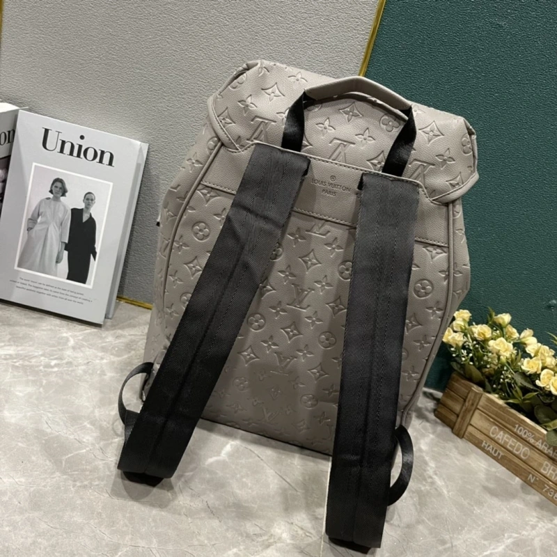 LV Backpacks 4233H-1933