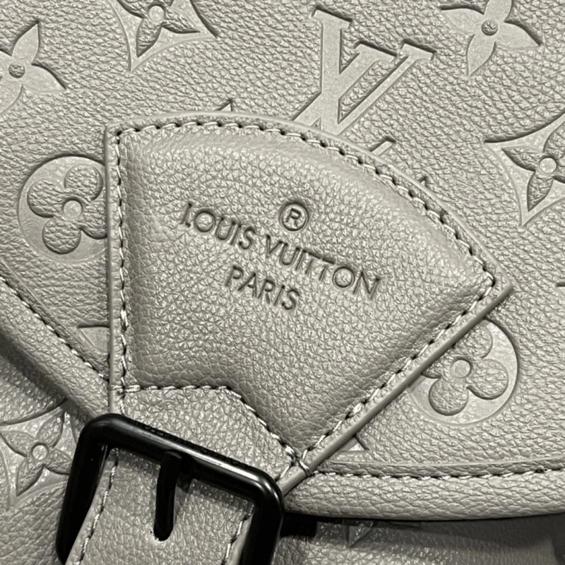 LV Backpacks 4233H-1933