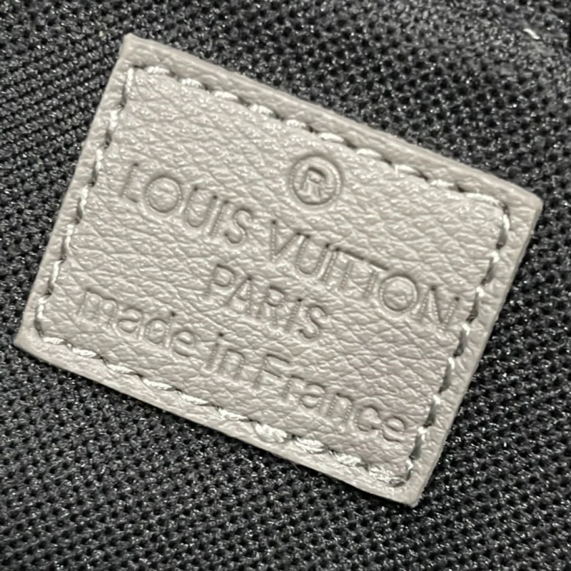 LV Backpacks 4233H-1933