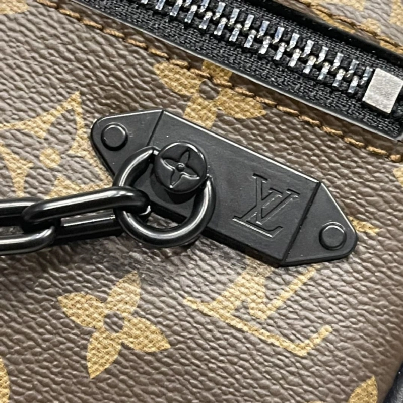 LV Clutch Bags 4233H-1985