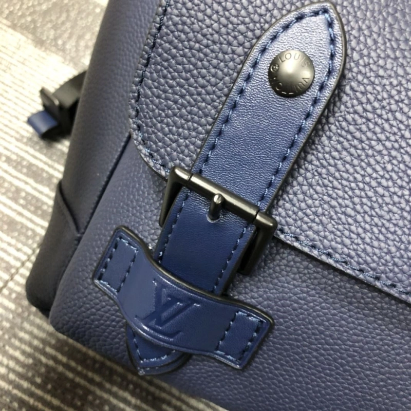 LV Backpacks 4233H-2000