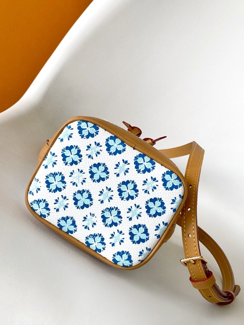 LV Bucket Bags 4233H-2102
